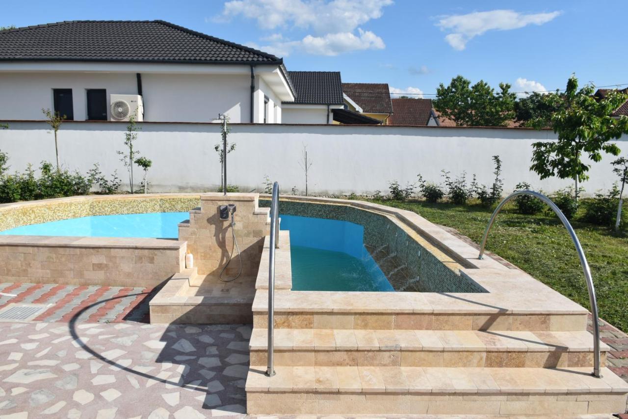 Vila Angela Felix Hotell Sînmartin Exteriör bild