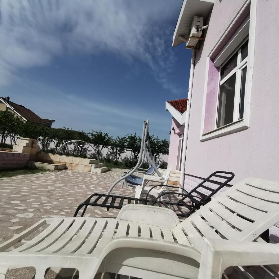 Vila Angela Felix Hotell Sînmartin Exteriör bild