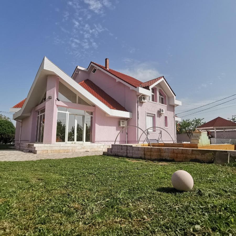 Vila Angela Felix Hotell Sînmartin Exteriör bild